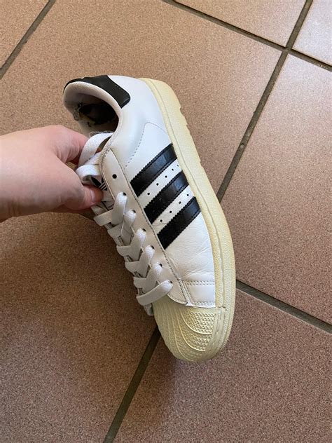 wie bekomme ich meine adidas schuhe wieder weiß|weiße sneaker schuhe.